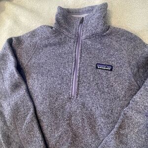 Women’s Patagonia half zip sweatshirt light purple size small